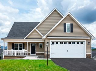 220 Spring Run Ln, Waynesboro, VA 22980
