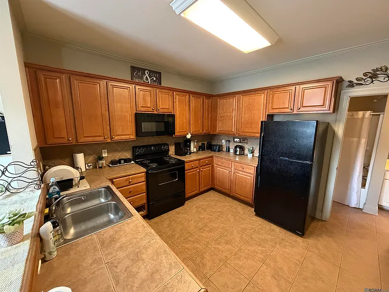 7300 Burbank Dr #45 — Photo 6