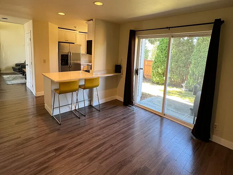 12010 SE 312th Ln — Photo 6