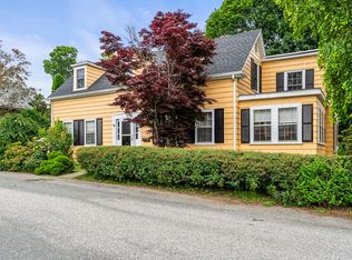 15 Linden St, Marblehead, MA 01945