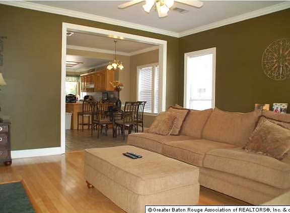 4th image of 17214 Northlake Dr