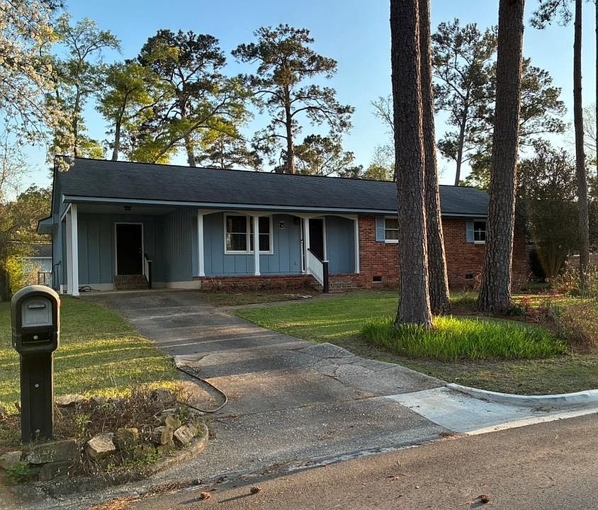 1st image of 1402 Gary Ave