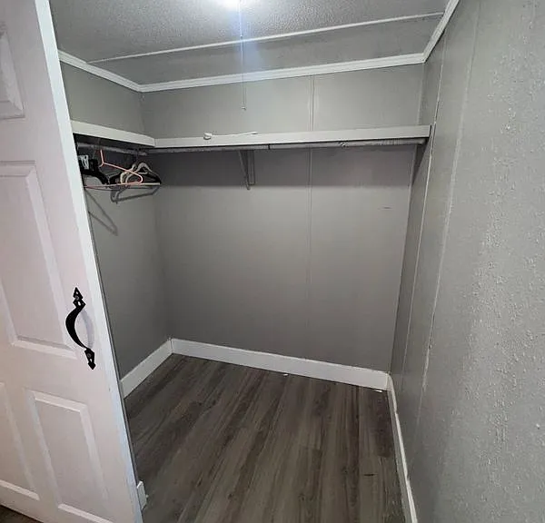 15637 Sims Ln — Photo 16