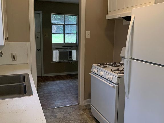 5th image of 522 S Parkdale Dr