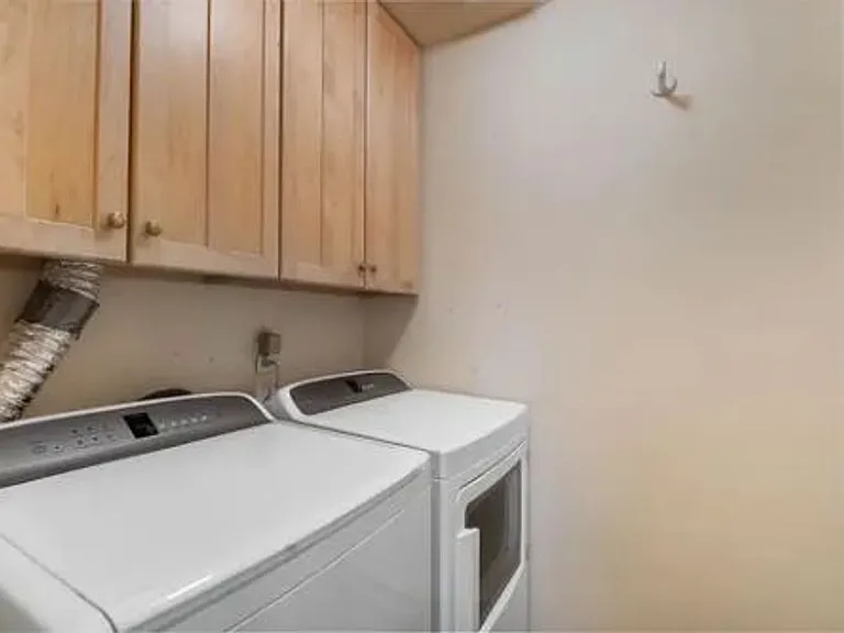 3025 S Cook St — Photo 26