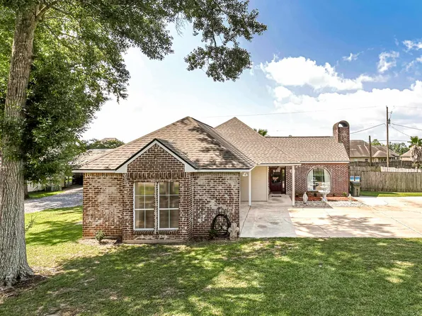 41143 Lee Ct, Gonzales, LA 70737