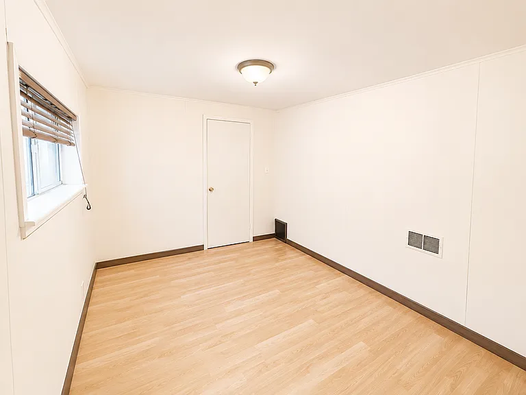 1445 Hulton Rd — Photo 10