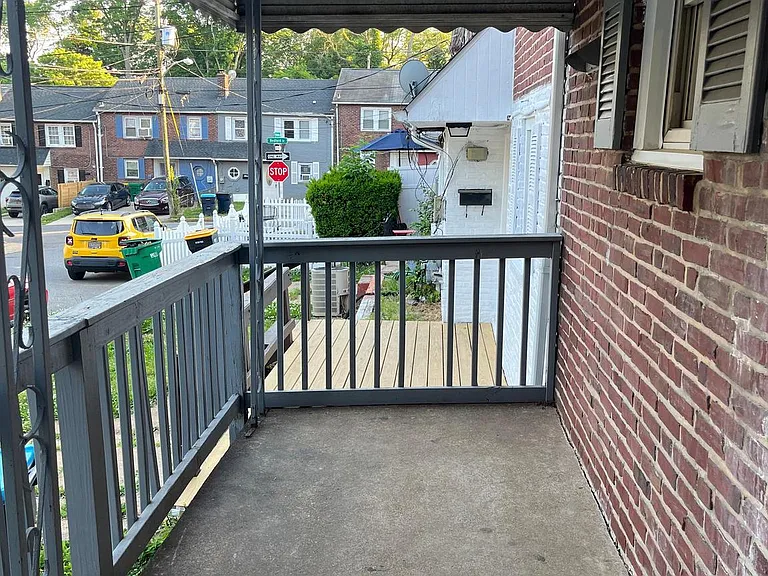 Paynter Dr — Photo 3