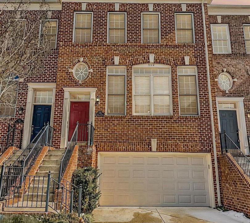 1st image of 1154 Regal Oak Dr