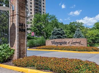309 Yoakum Pkwy APT 410, Alexandria, VA 22304