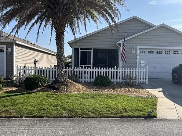 1430 Olympia St, The Villages, FL 32163