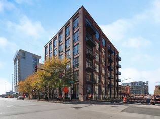 701 W Jackson Blvd APT 108, Chicago, IL 60661