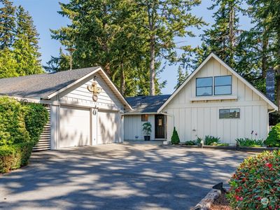 242 Camaloch Drive, Camano Island, WA, 98282