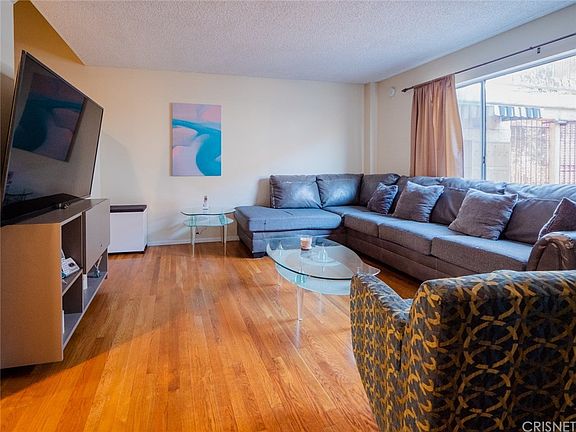 4th image of 8532 Columbus Ave Unit 1