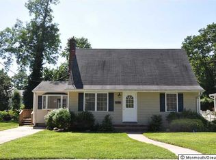 14 Campbell St, Red Bank, NJ 07701