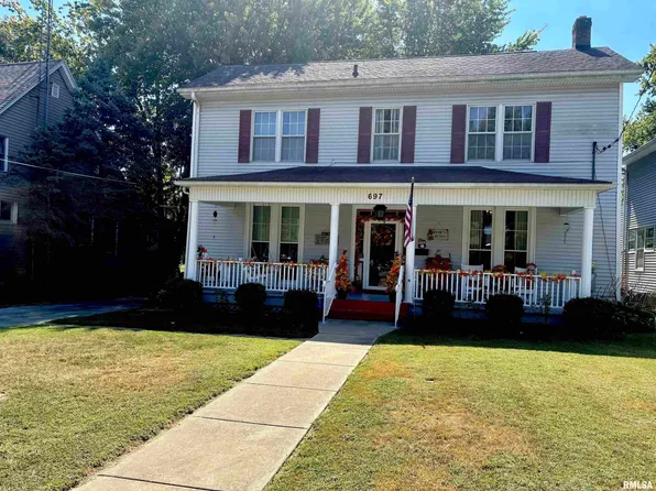 697 E State St, Jacksonville, IL 62650