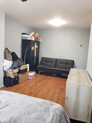 Rented by BELLMARC | media 6