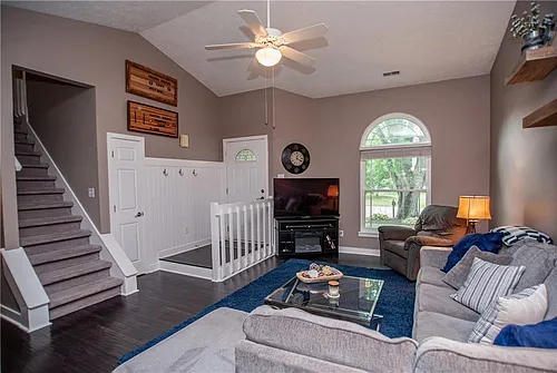 14708 Village Park East Dr Photo 1