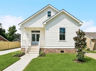 62 Patterson Dr, Chalmette, LA 70043