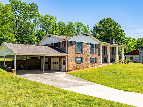 2nd image of 912 Windemere Cir