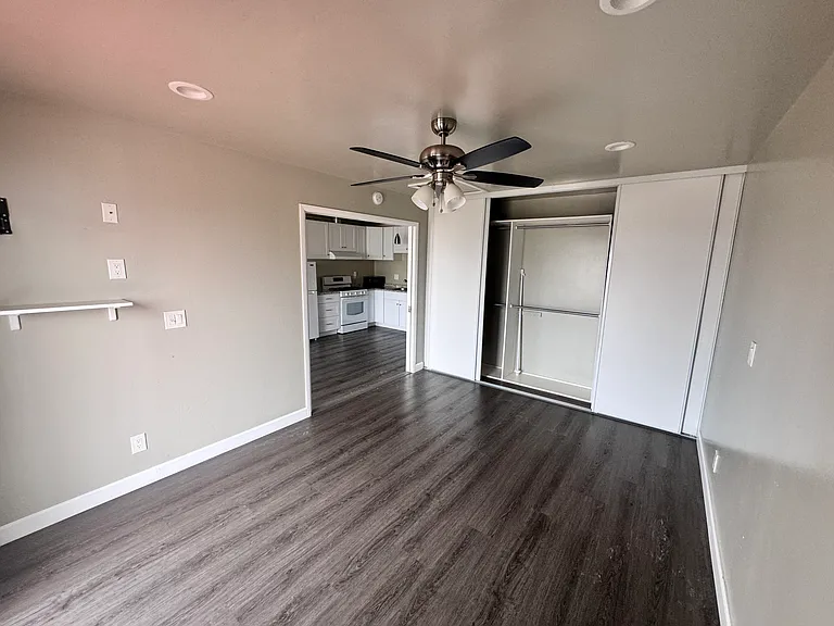 8042 Sterling Dr — Photo 9