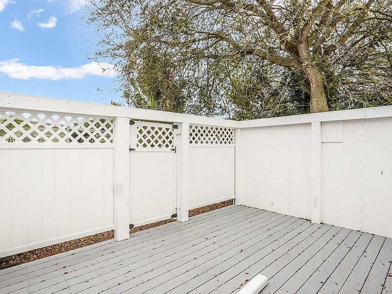 1680 SW 84th Ave — Photo 31