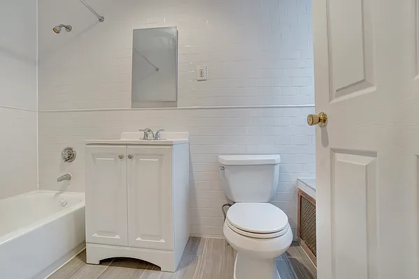 Rented by Algin Management | media 12