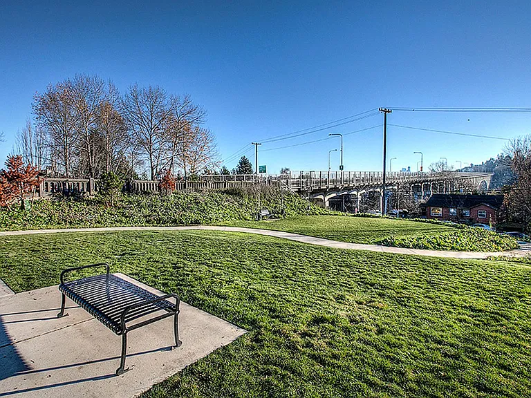 Fremont View: Modern Classic Collection — Photo 115