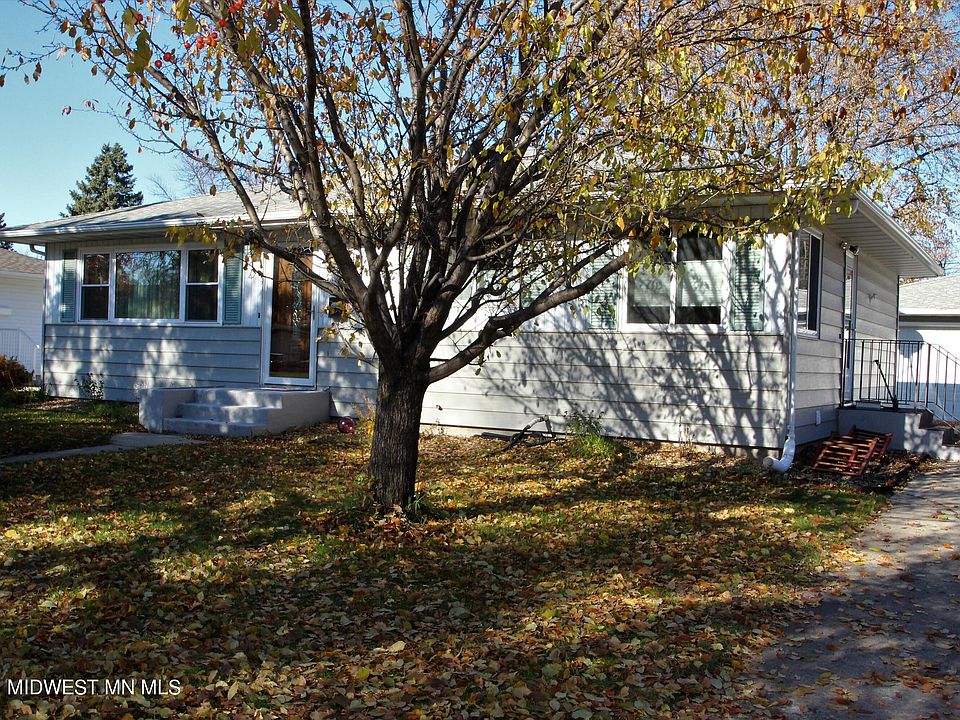 1st image of 1120 24th Ave S