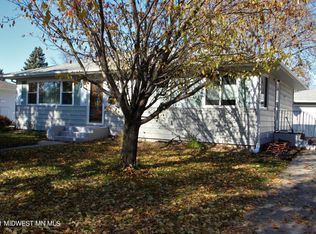 1120 24th Ave S, Moorhead, MN 56560