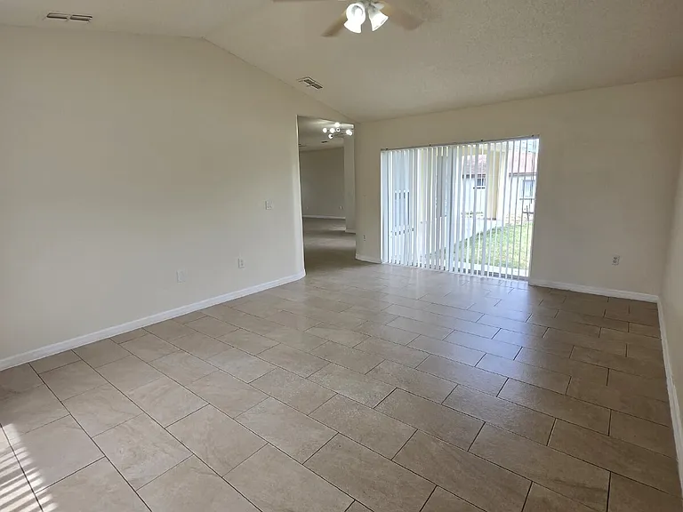 13130 Odham St — Photo 4