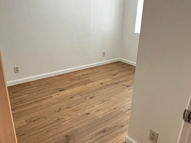 533 Soscol Ave #100 — Photo 6