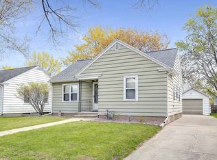 1133 11th Ave, Green Bay, WI 54304