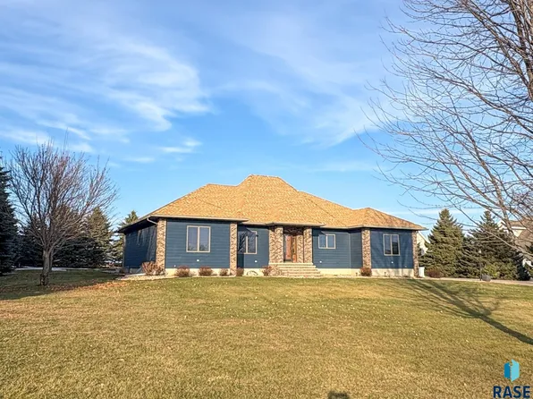 62 Valhalla Rd, Slayton, MN 56172