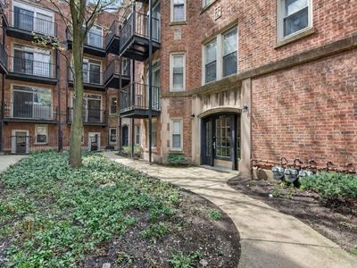 1651 W Pratt Blvd APT 1B, Chicago, IL, 60626