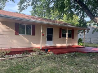 406 E 5th St, Gregory, SD 57533