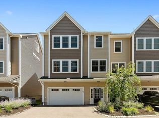 51 Waltham St APT 5, Maynard, MA 01754