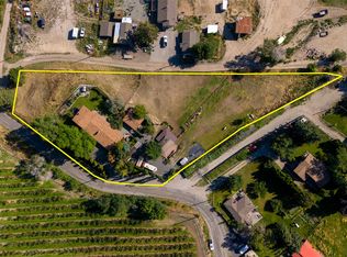 2351 Gallagher Rd, Kelowna, BC V1P 1G9
