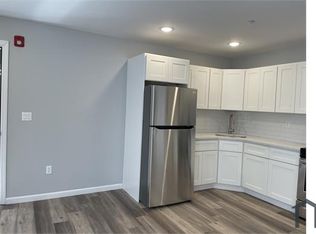 80 12th Ave, Paterson, NJ 07501