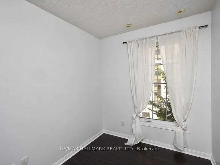 3 Everson Dr #625 — Photo 8