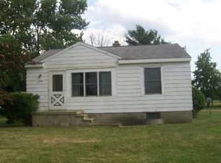 2742 Dennis Rd, Williamston, MI 48895