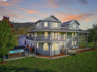 1381 Echo Dr, Roseburg, OR 97470