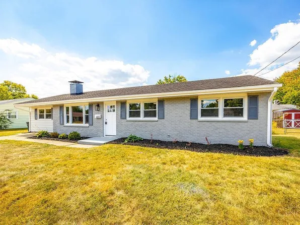 423 Cranewood Dr, Trenton, OH 45067