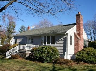 26 Curtis St, Reading, MA 01867