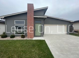 9610 E Annabelle St, Wichita, KS 67207