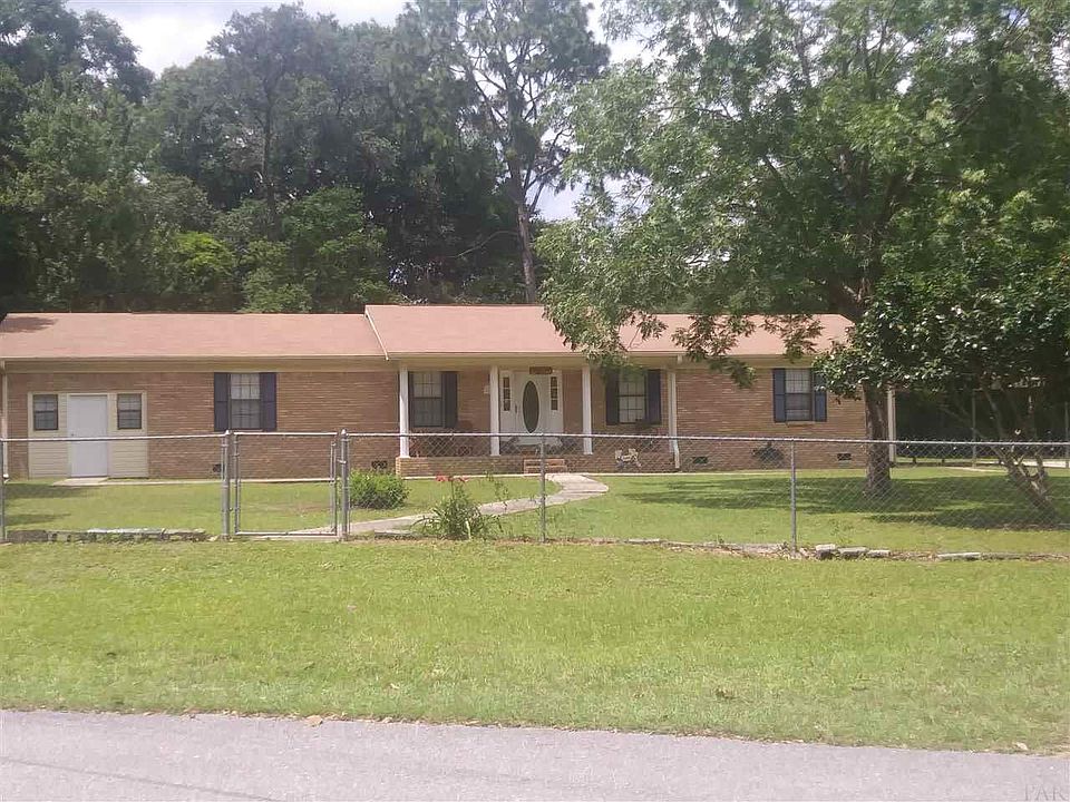 1st image of 2035 N Roberts Cir