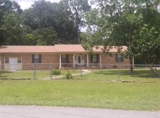 2035 N Roberts Cir, Pensacola, FL 32534