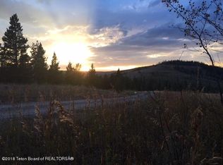 150 Pine Ridge Dr, Dubois, WY 82513