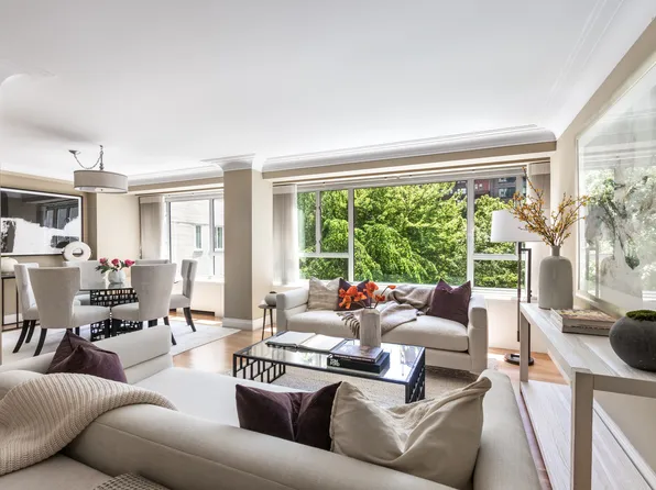 200 East 66th Street image 1 of 19