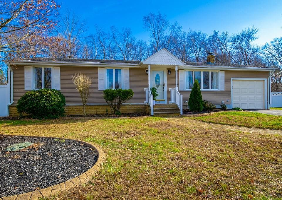1st image of 103 Burdick Dr